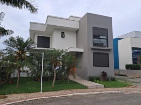 Casa de temporada bem próxima á praia
